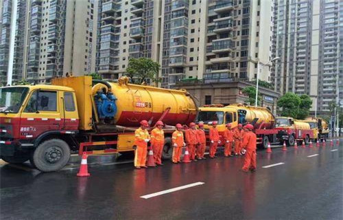 黎母山镇市政管道清淤